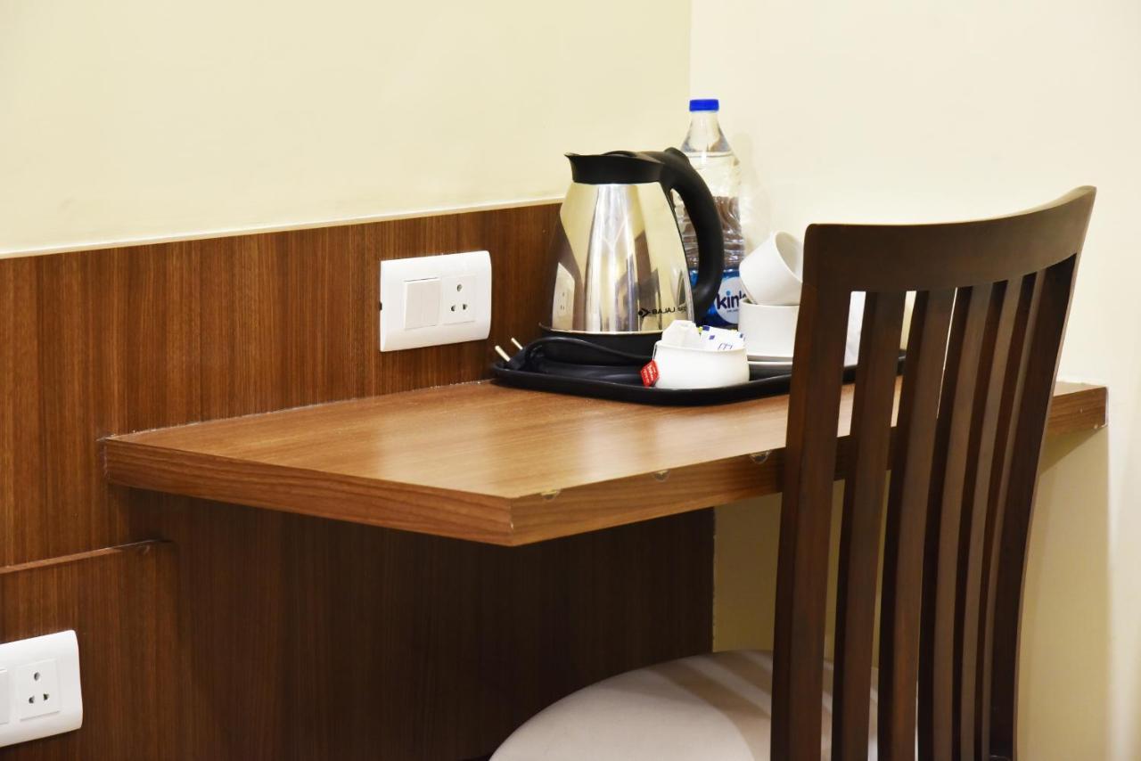 Hotel Amritsar International 2 Min Walk From Amritsar Bus Stand Εξωτερικό φωτογραφία