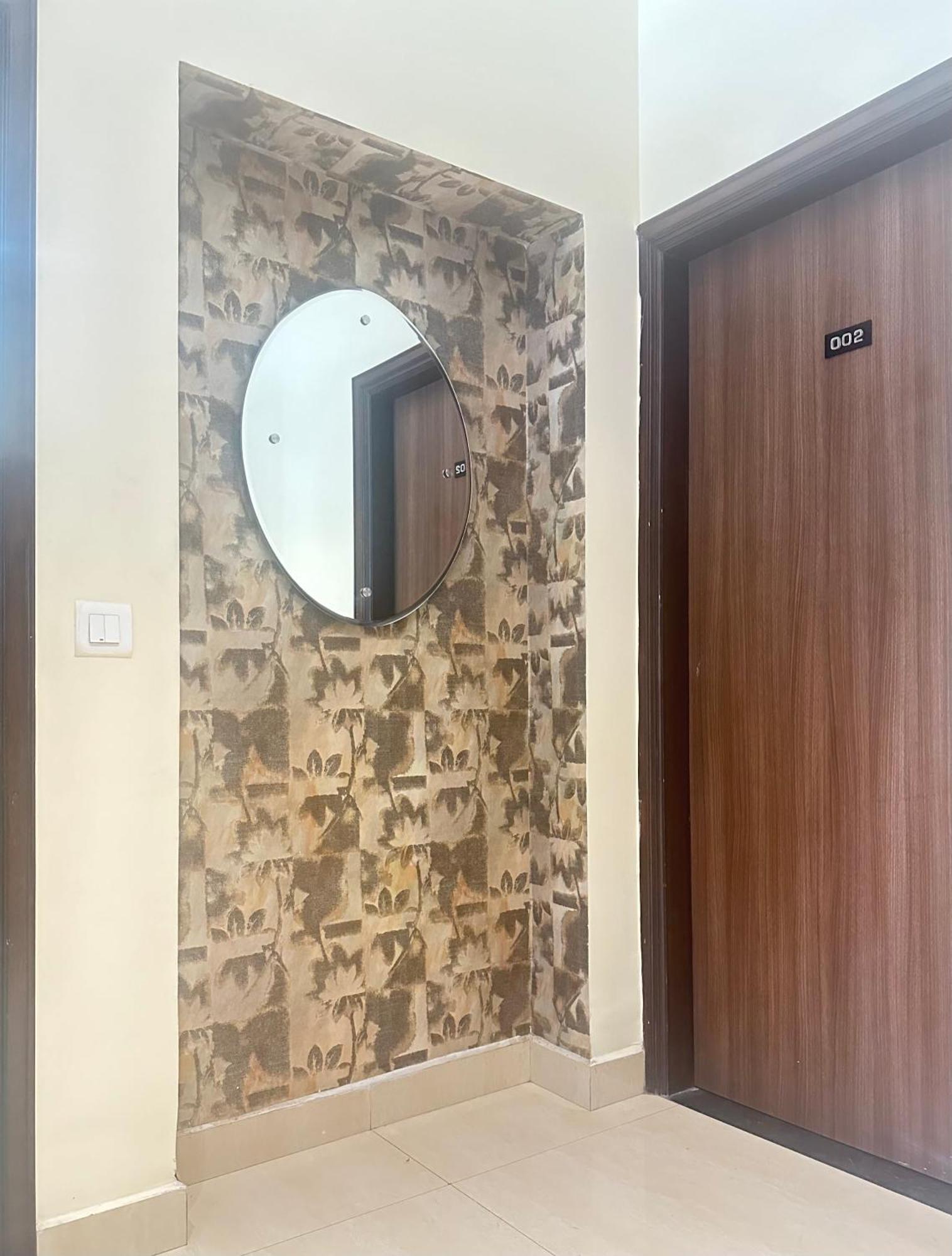 Hotel Amritsar International 2 Min Walk From Amritsar Bus Stand Εξωτερικό φωτογραφία