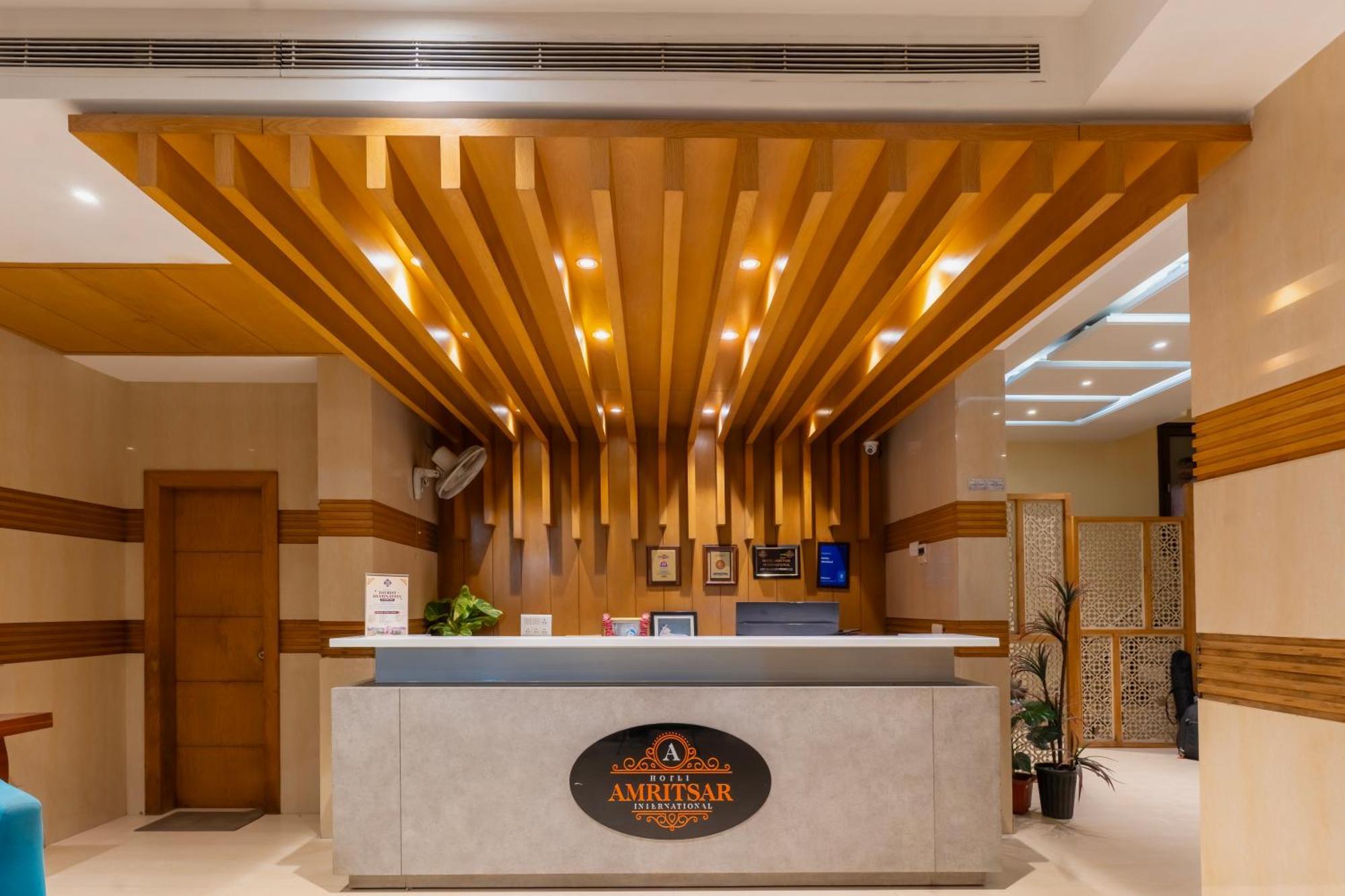Hotel Amritsar International 2 Min Walk From Amritsar Bus Stand Εξωτερικό φωτογραφία